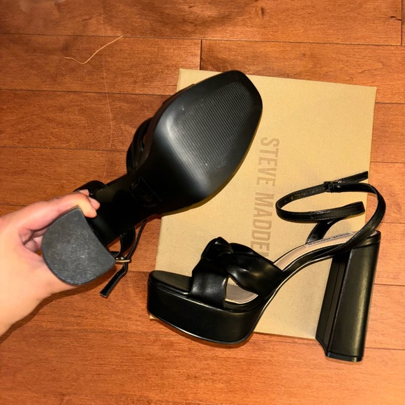 BRAND NEW STEVE MADDEN PLATFORM HEELS - Picture 2 of 5